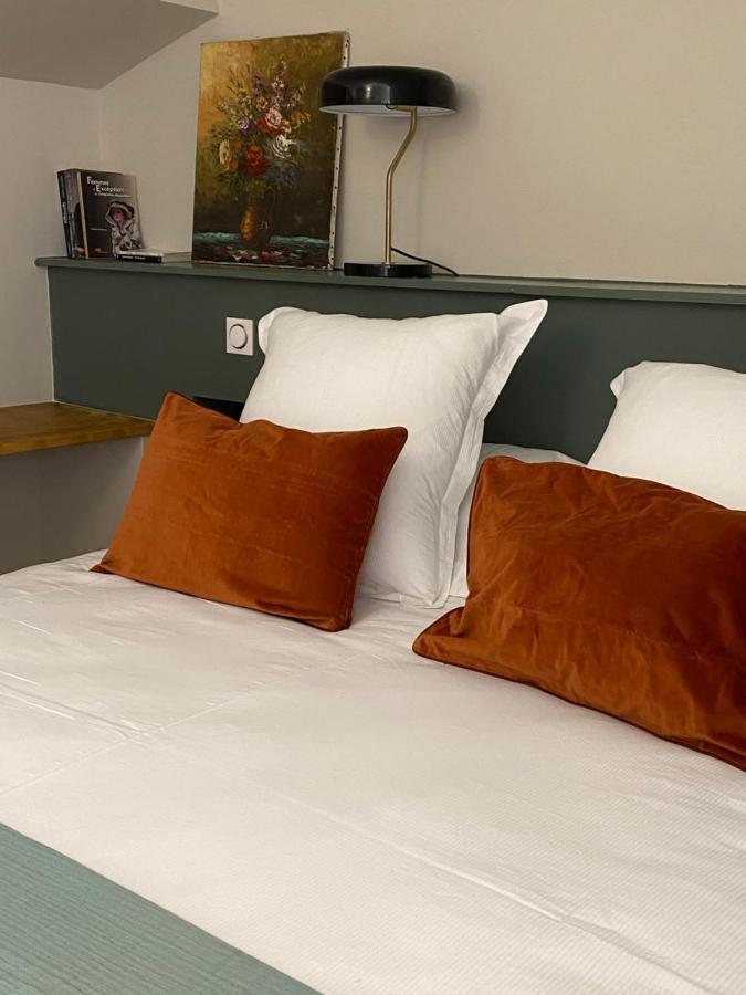 Le Petit Bijou Sete, Quatre Appartements Au Centre Ville, Trois Avec Vue Canal Экстерьер фото